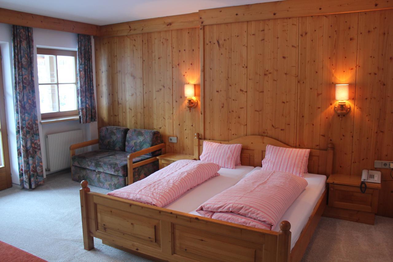 Pension Luzenberg เอาฟาค์ ภายนอก รูปภาพ